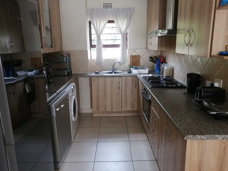 To Let 3 Bedroom Property for Rent in Morningside Gauteng
