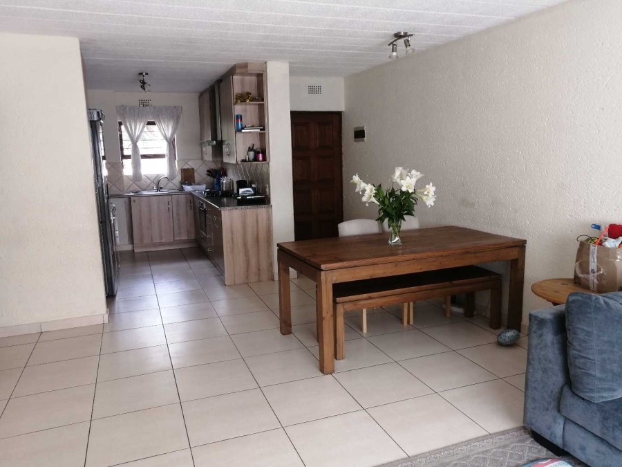 To Let 3 Bedroom Property for Rent in Morningside Gauteng