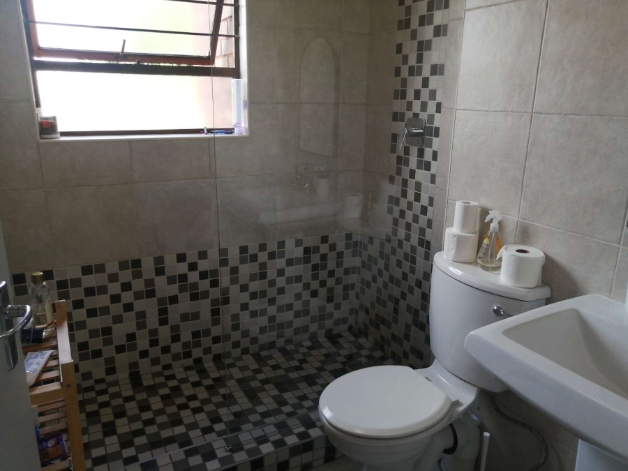 To Let 3 Bedroom Property for Rent in Morningside Gauteng
