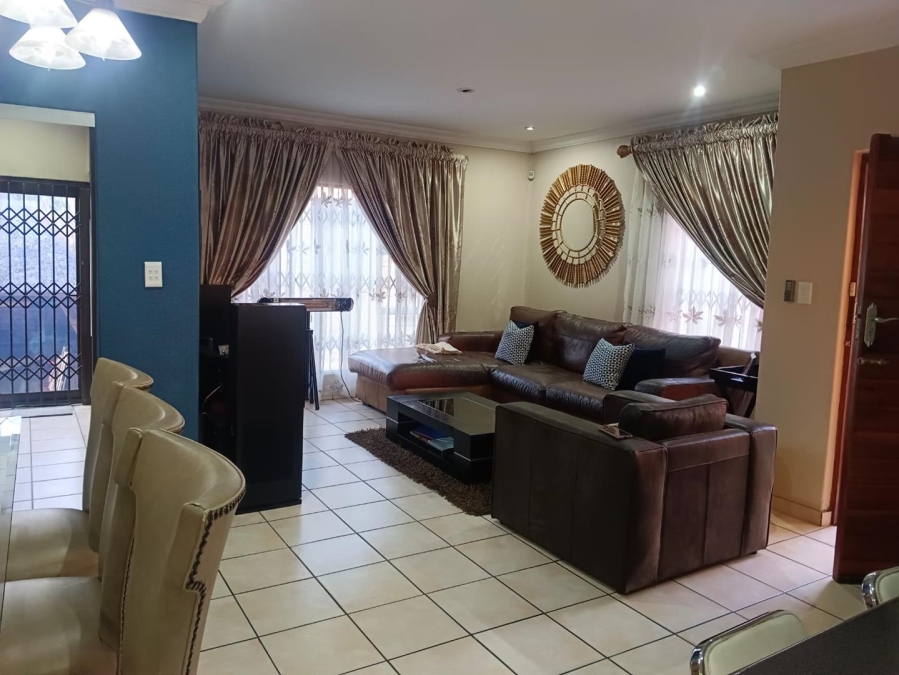 To Let 3 Bedroom Property for Rent in Elandshaven Gauteng