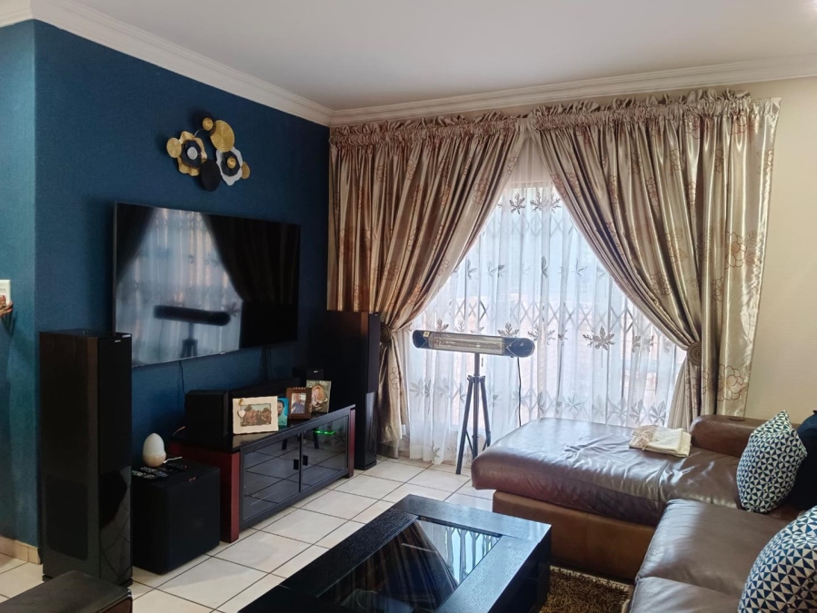 To Let 3 Bedroom Property for Rent in Elandshaven Gauteng