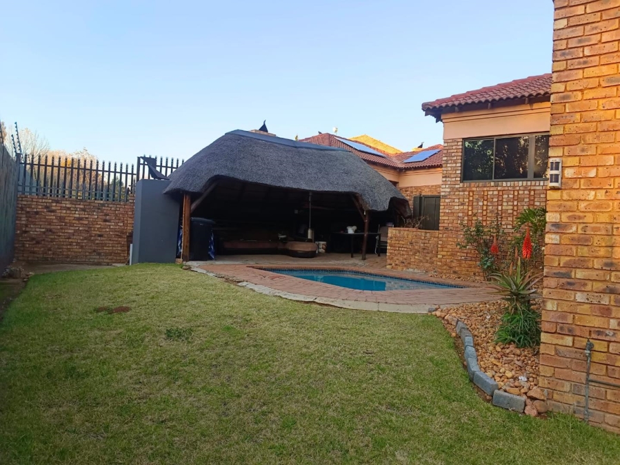 To Let 3 Bedroom Property for Rent in Elandshaven Gauteng