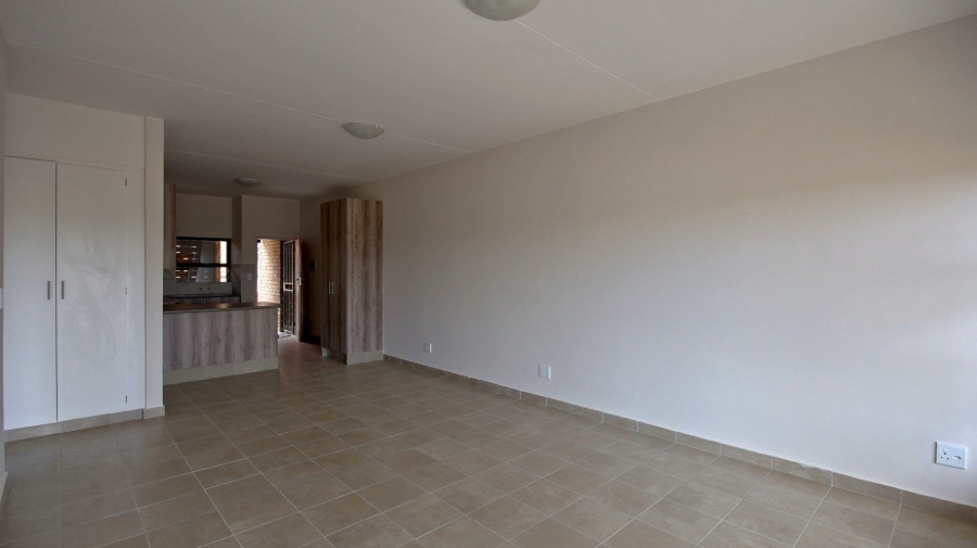 To Let 2 Bedroom Property for Rent in Wierdapark Gauteng