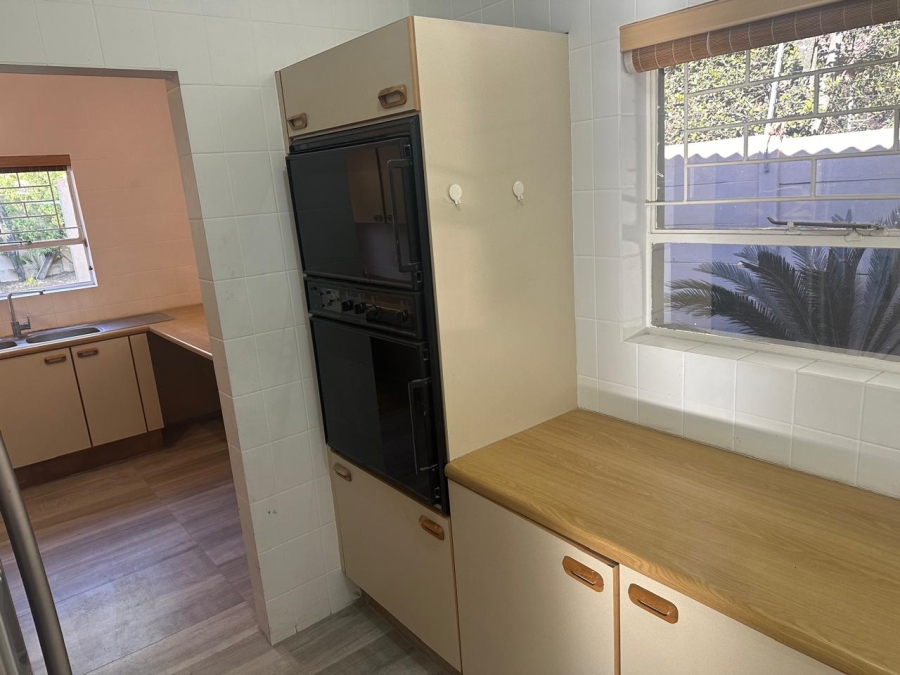 To Let 4 Bedroom Property for Rent in Hurlingham Manor Gauteng