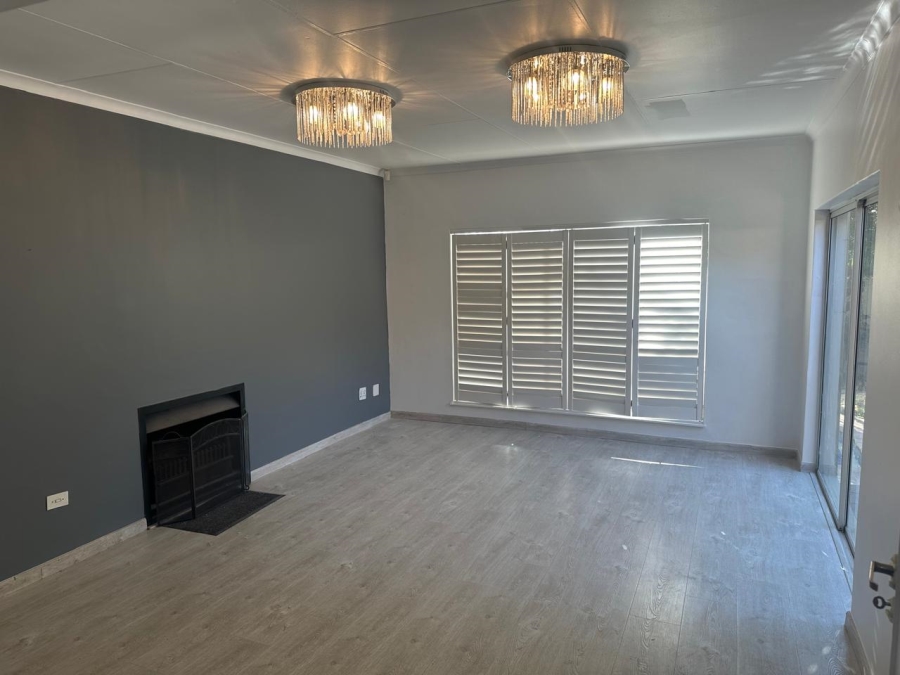 To Let 4 Bedroom Property for Rent in Hurlingham Manor Gauteng