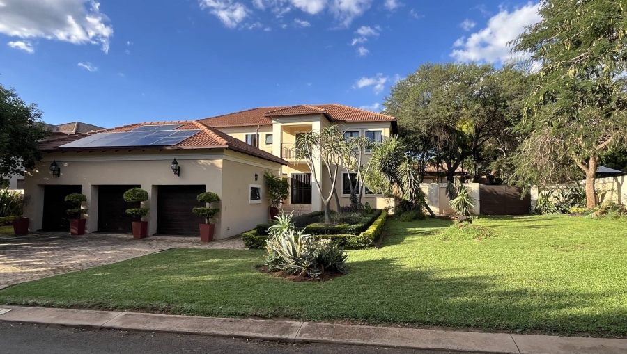 5 Bedroom Property for Sale in The Wilds Gauteng