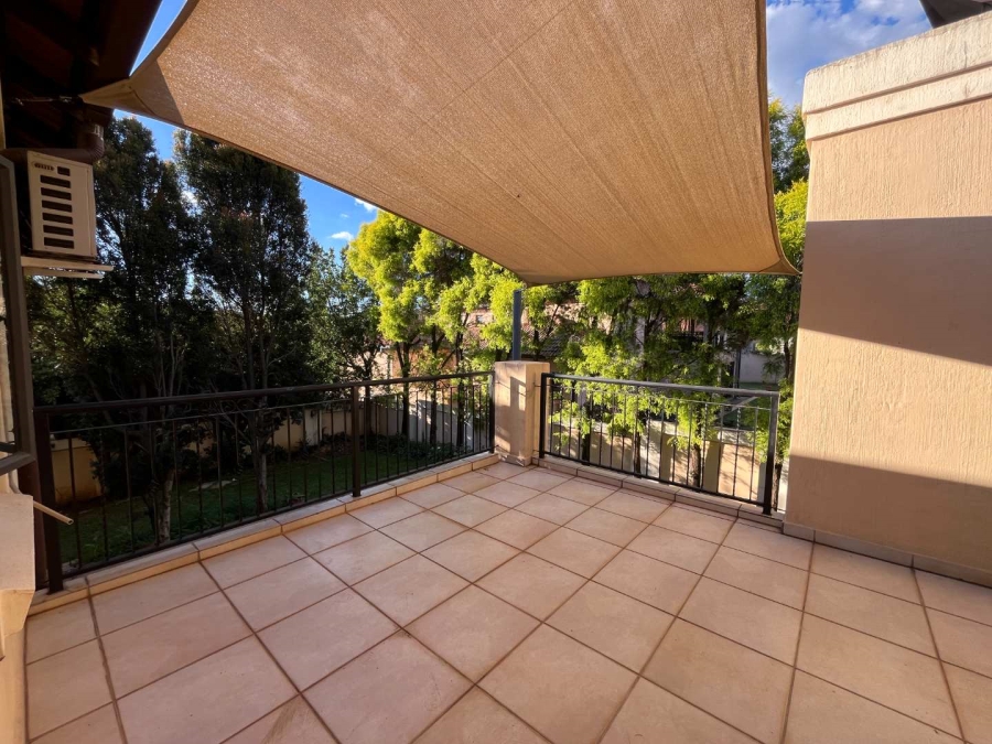 5 Bedroom Property for Sale in The Wilds Gauteng