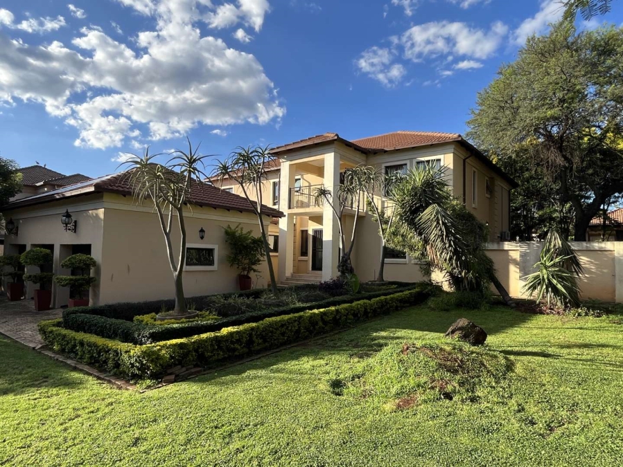 5 Bedroom Property for Sale in The Wilds Gauteng