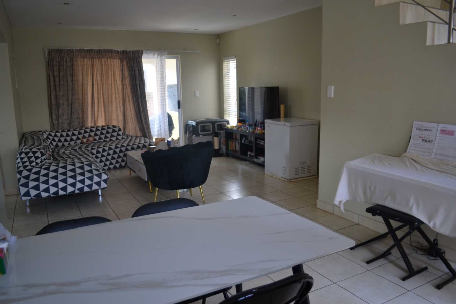 To Let 3 Bedroom Property for Rent in Hazeldean Gauteng