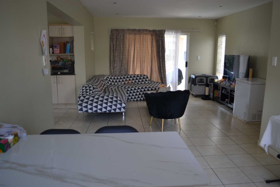 To Let 3 Bedroom Property for Rent in Hazeldean Gauteng