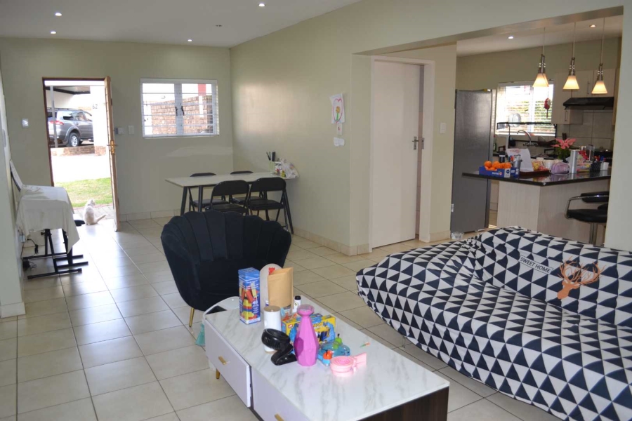 To Let 3 Bedroom Property for Rent in Hazeldean Gauteng