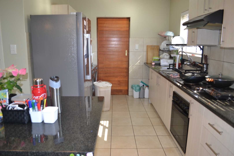 To Let 3 Bedroom Property for Rent in Hazeldean Gauteng