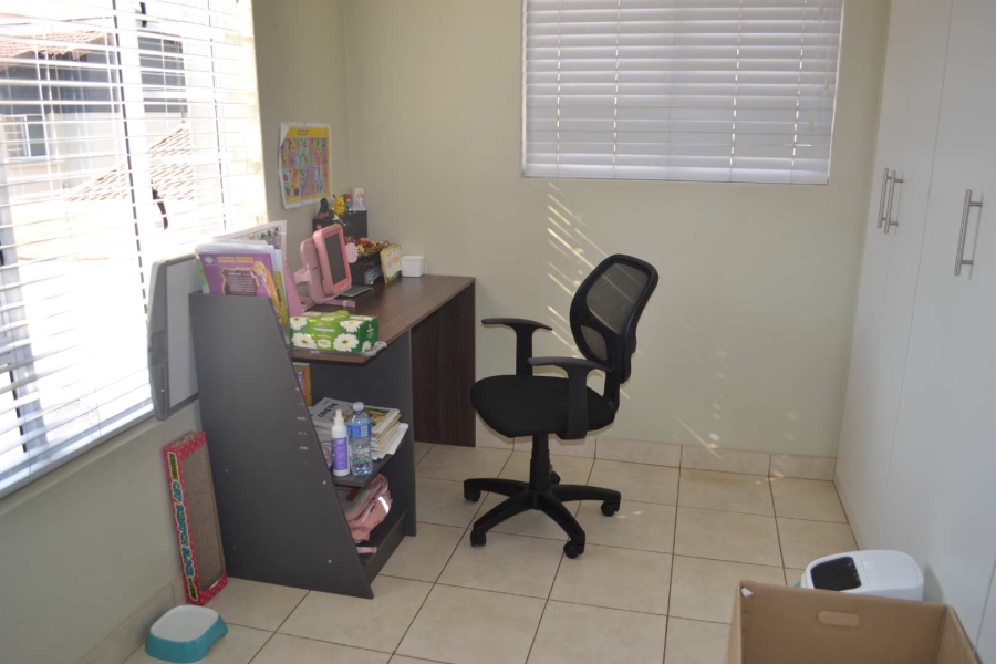To Let 3 Bedroom Property for Rent in Hazeldean Gauteng