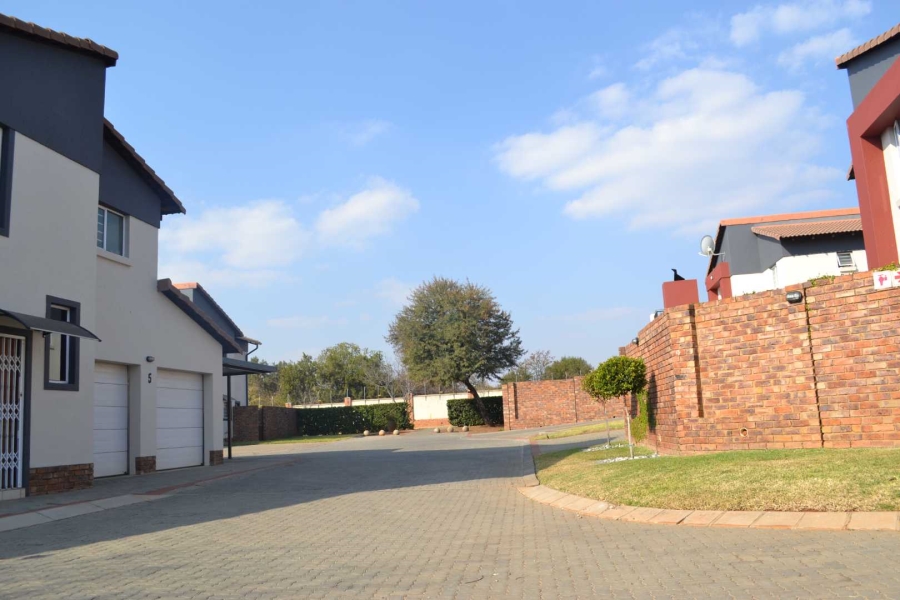 To Let 3 Bedroom Property for Rent in Hazeldean Gauteng