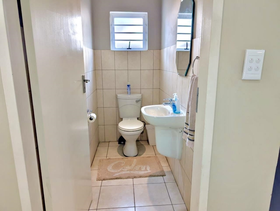 To Let 3 Bedroom Property for Rent in Hazeldean Gauteng