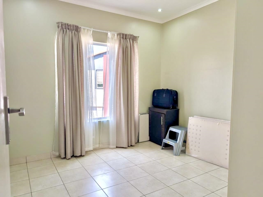 To Let 3 Bedroom Property for Rent in Hazeldean Gauteng