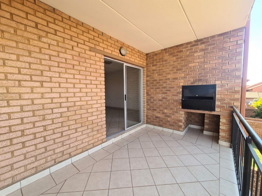 To Let 2 Bedroom Property for Rent in Hazeldean Gauteng