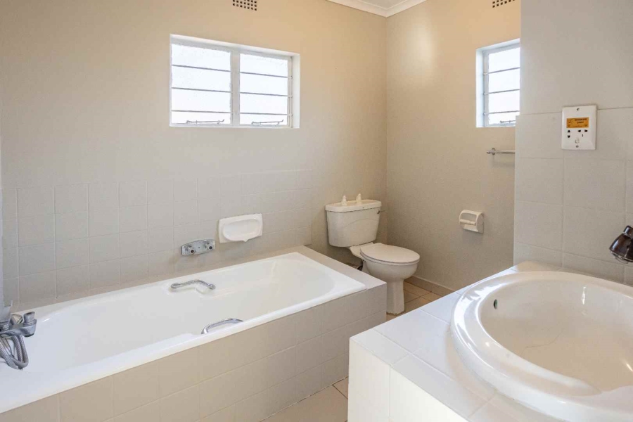 3 Bedroom Property for Sale in Northwold Gauteng