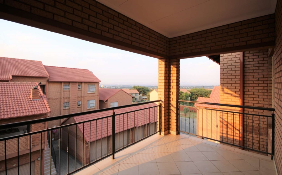 To Let 2 Bedroom Property for Rent in Hazeldean Gauteng