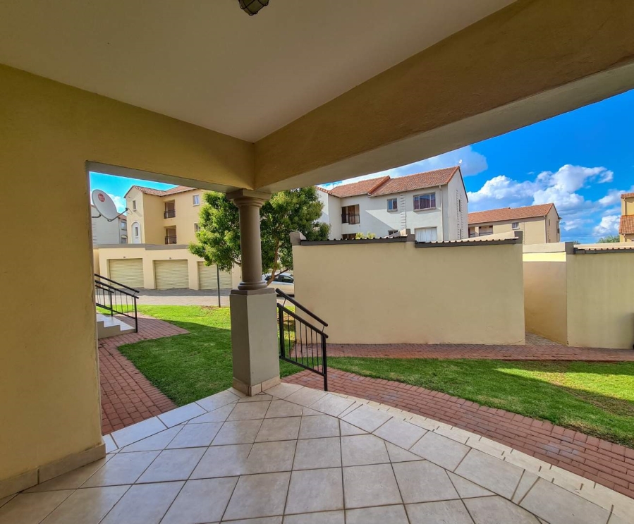 To Let 2 Bedroom Property for Rent in Hazeldean Gauteng