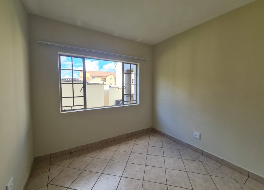 To Let 2 Bedroom Property for Rent in Hazeldean Gauteng