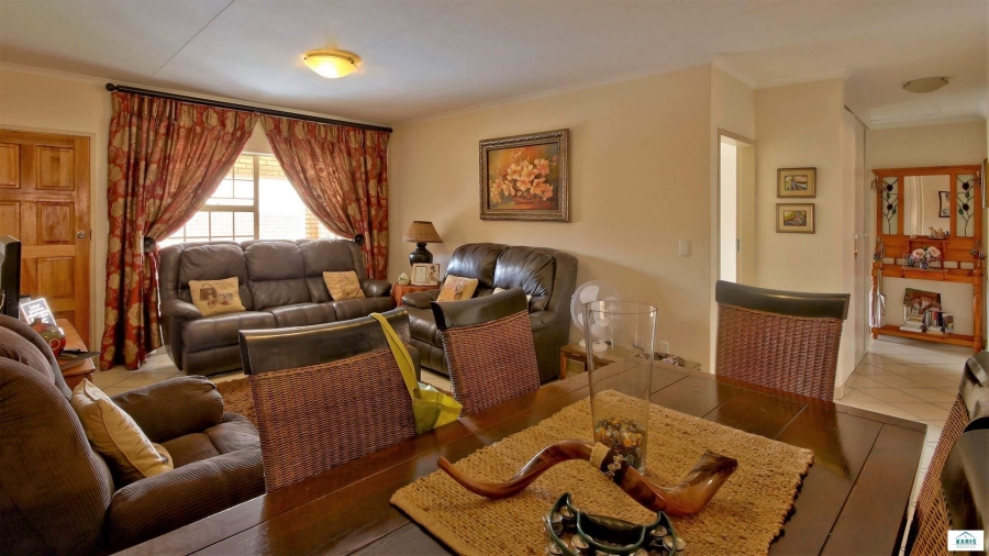 3 Bedroom Property for Sale in Hazeldean Gauteng