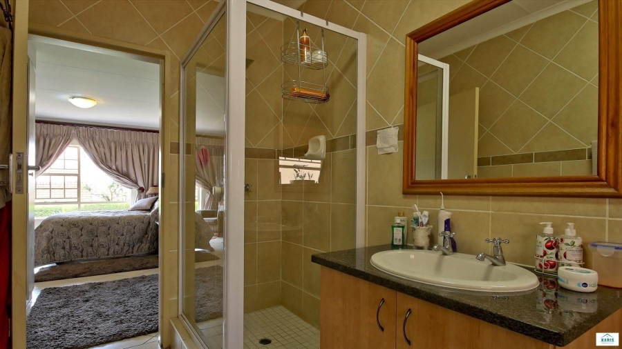 3 Bedroom Property for Sale in Hazeldean Gauteng