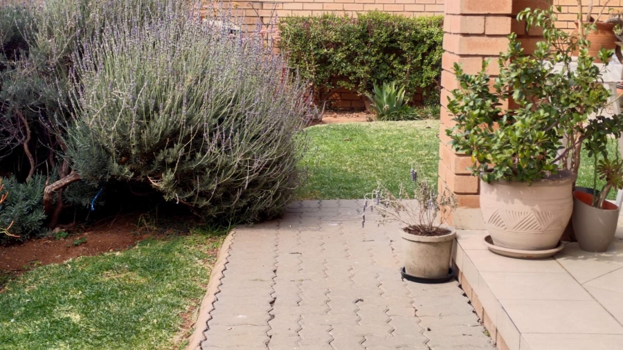 3 Bedroom Property for Sale in Hazeldean Gauteng