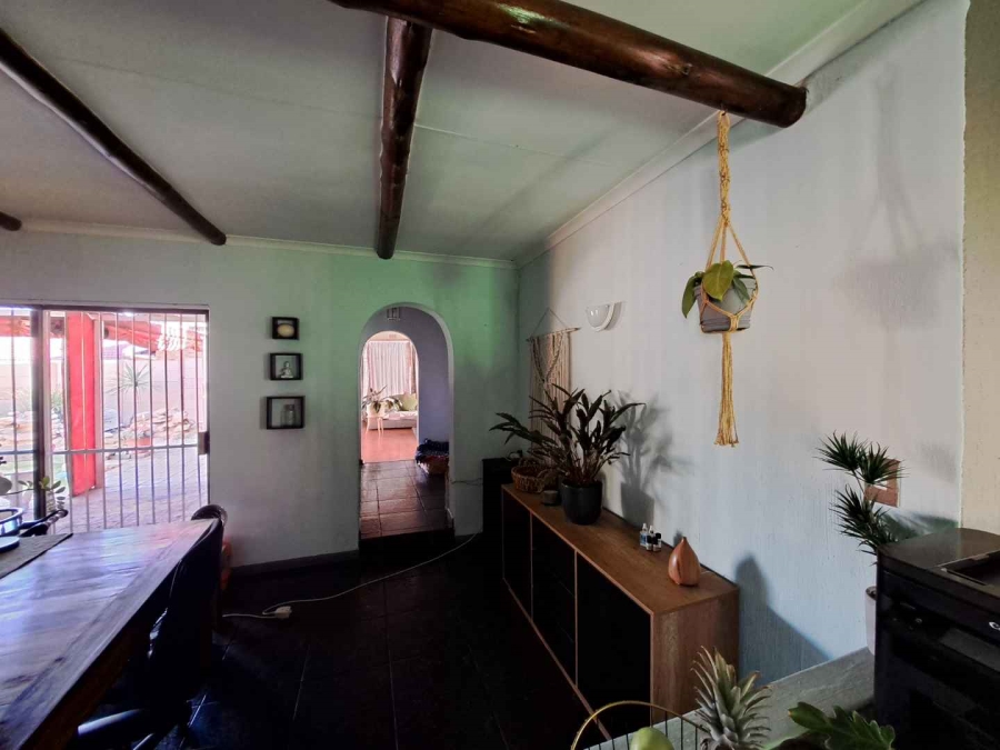 3 Bedroom Property for Sale in Brackendowns Gauteng