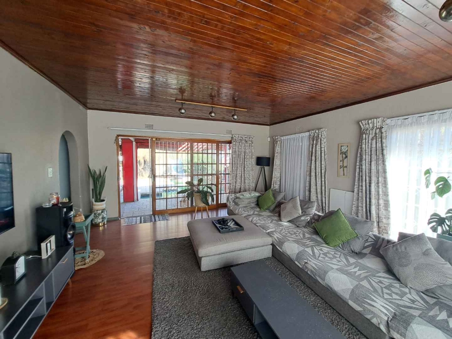 3 Bedroom Property for Sale in Brackendowns Gauteng