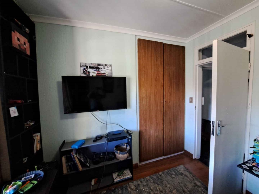 3 Bedroom Property for Sale in Brackendowns Gauteng