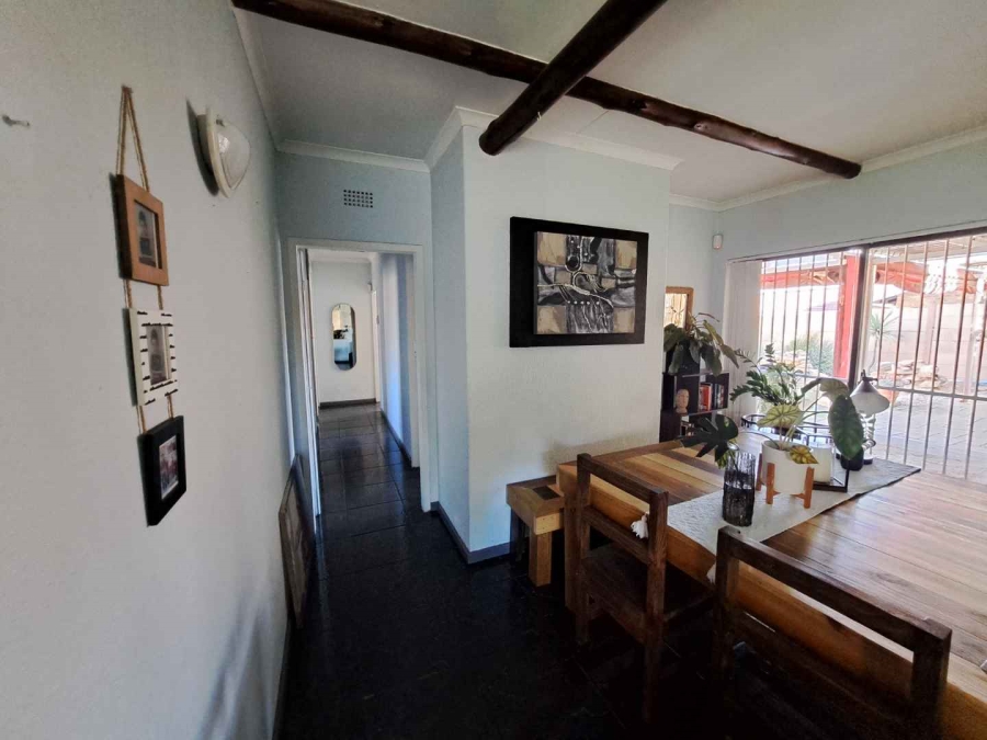 3 Bedroom Property for Sale in Brackendowns Gauteng