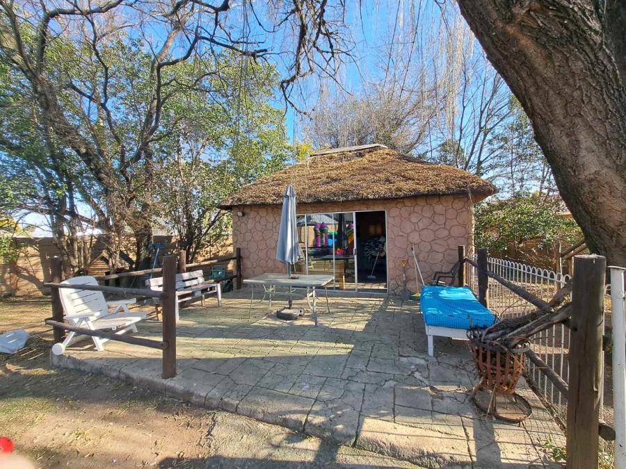 3 Bedroom Property for Sale in Brackendowns Gauteng