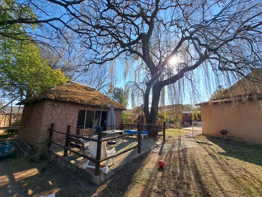 3 Bedroom Property for Sale in Brackendowns Gauteng