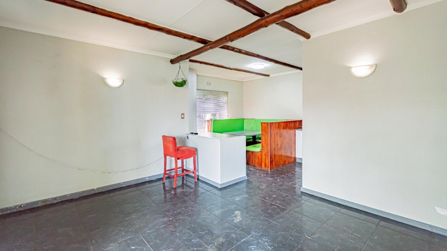 3 Bedroom Property for Sale in Brackendowns Gauteng