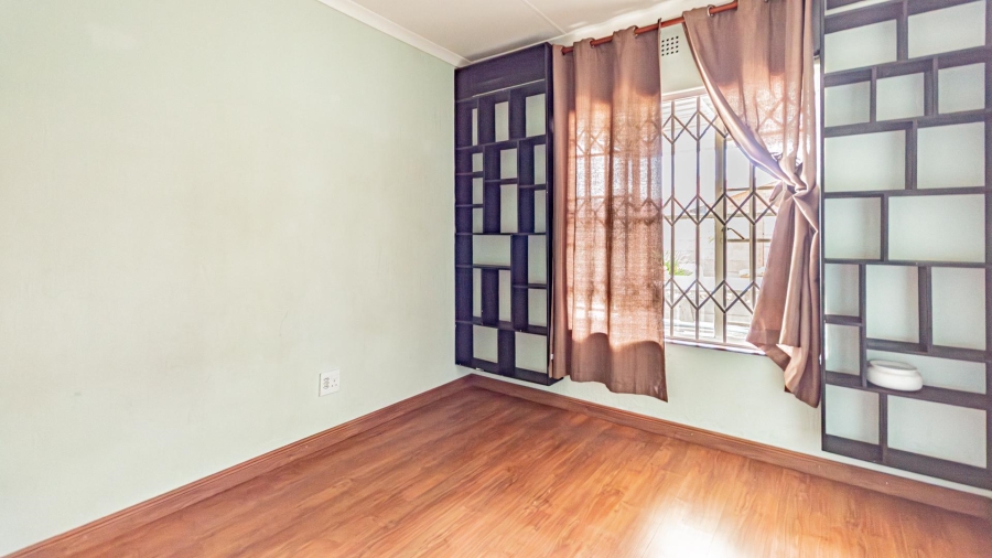 3 Bedroom Property for Sale in Brackendowns Gauteng