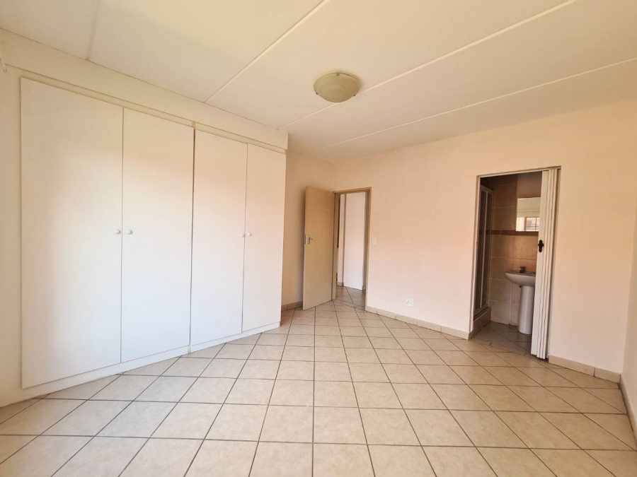 To Let 2 Bedroom Property for Rent in Hazeldean Gauteng