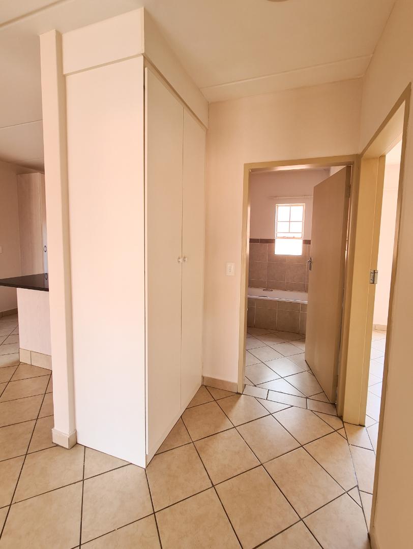To Let 2 Bedroom Property for Rent in Hazeldean Gauteng