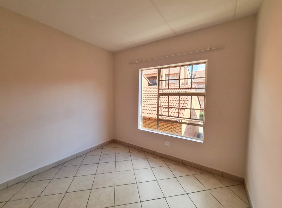 To Let 2 Bedroom Property for Rent in Hazeldean Gauteng