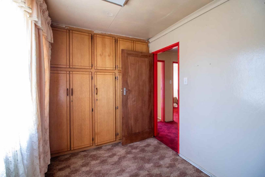 3 Bedroom Property for Sale in Bakerton Gauteng