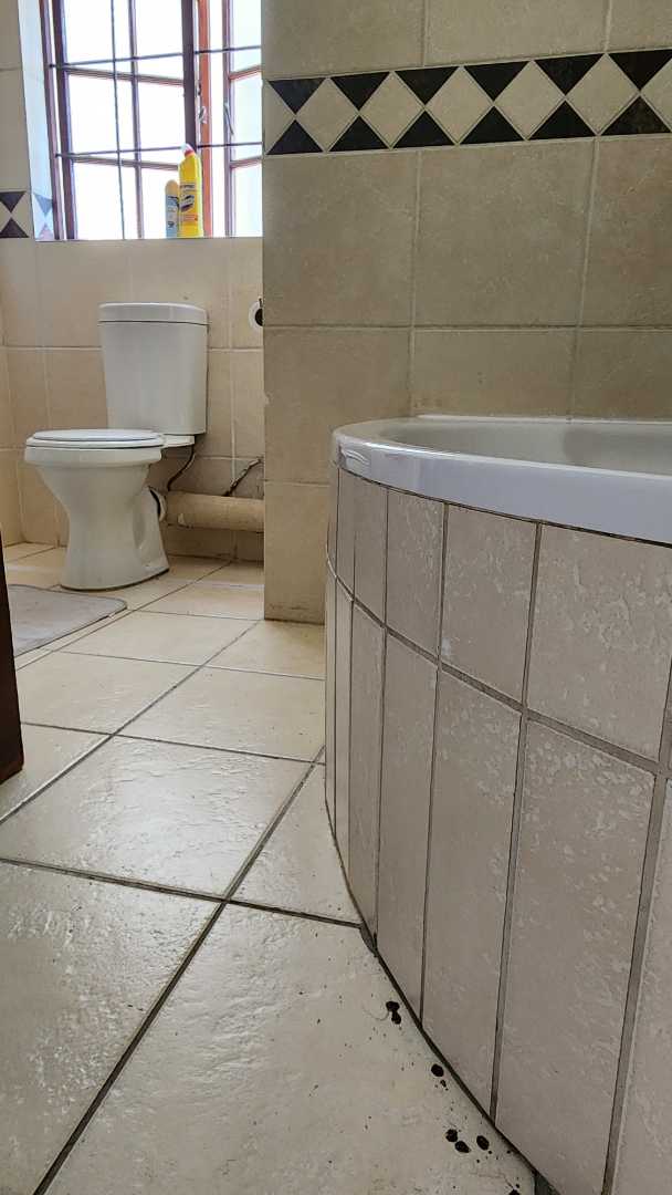 2 Bedroom Property for Sale in Heatherview Gauteng