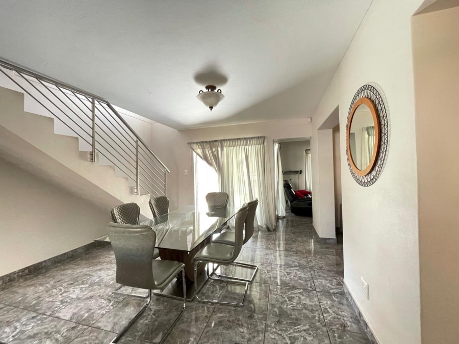 To Let 4 Bedroom Property for Rent in Pomona Gauteng