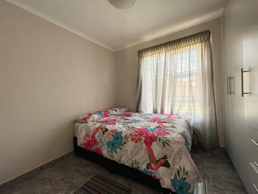 To Let 4 Bedroom Property for Rent in Pomona Gauteng