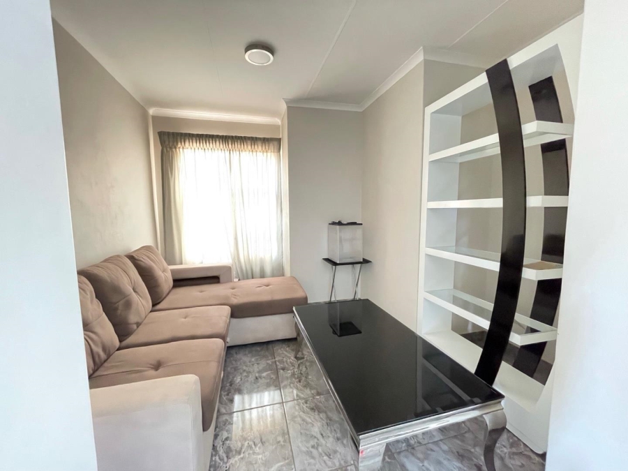 To Let 4 Bedroom Property for Rent in Pomona Gauteng