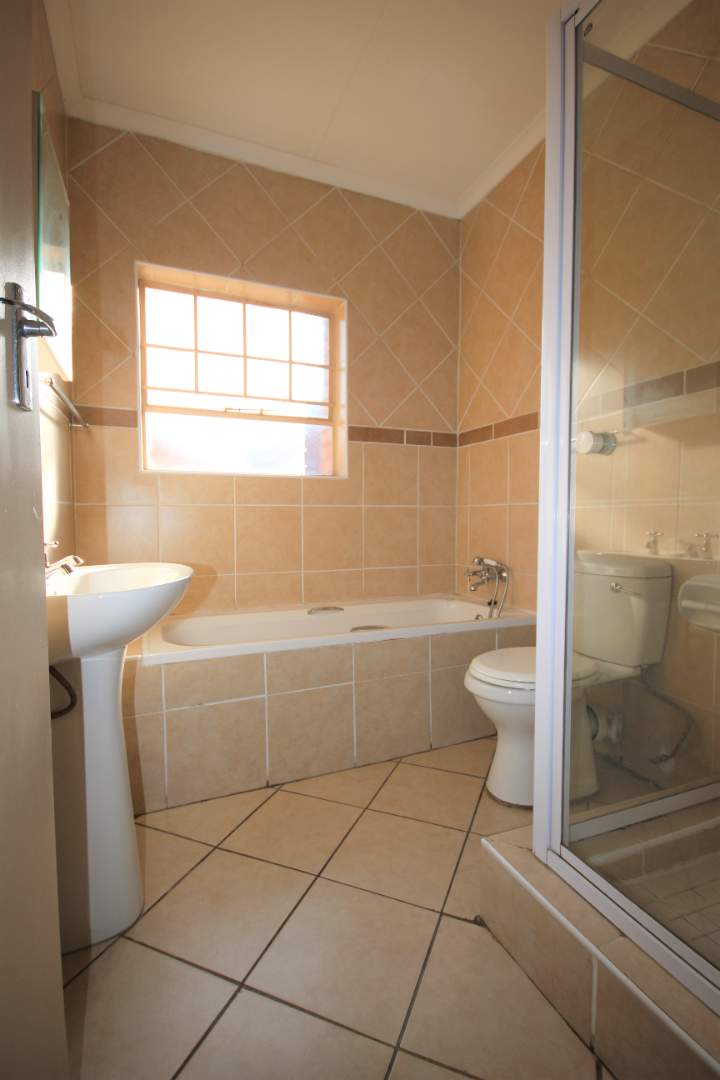 To Let 2 Bedroom Property for Rent in Hazeldean Gauteng