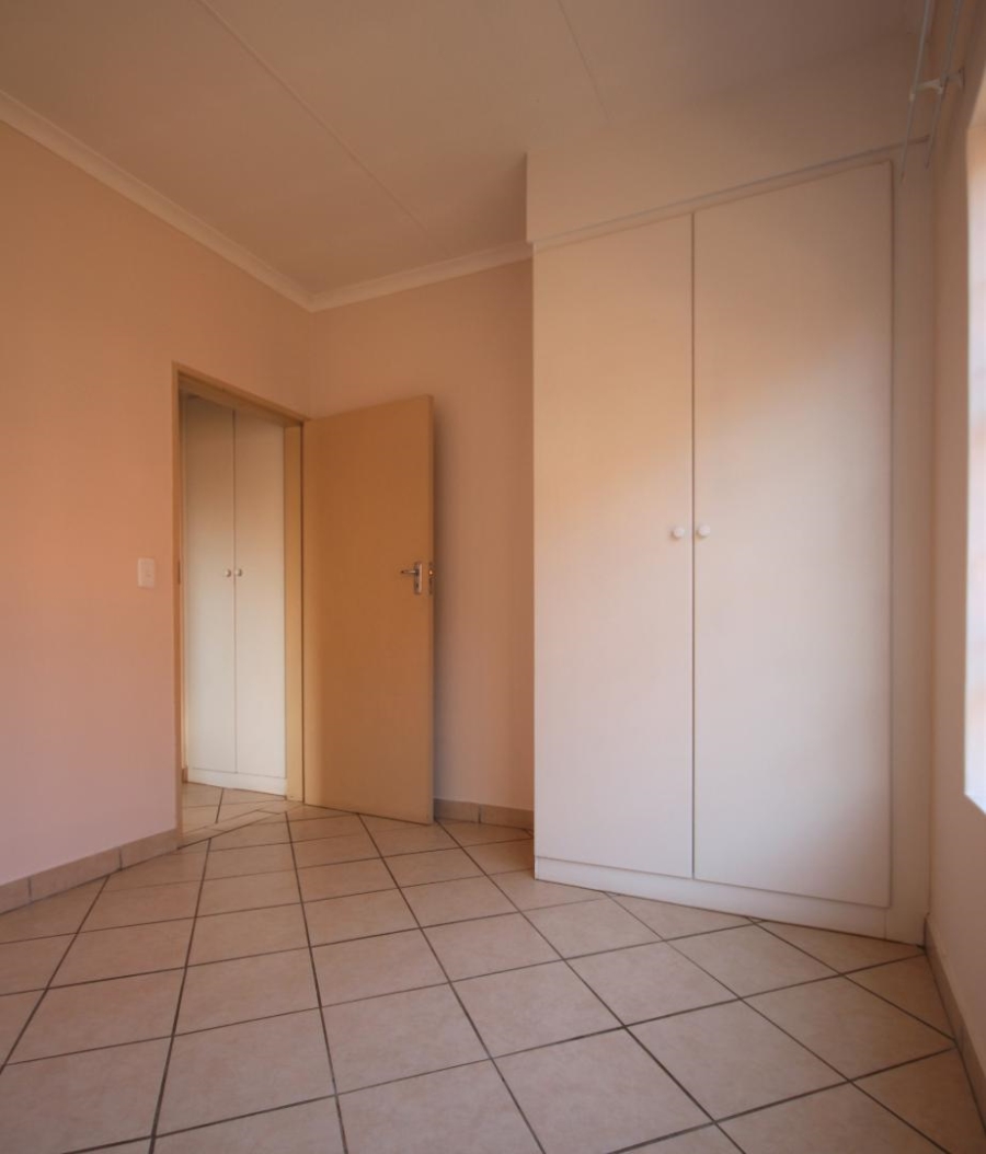 To Let 2 Bedroom Property for Rent in Hazeldean Gauteng