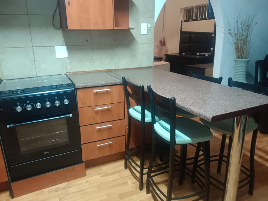 To Let 1 Bedroom Property for Rent in Verwoerdpark Gauteng