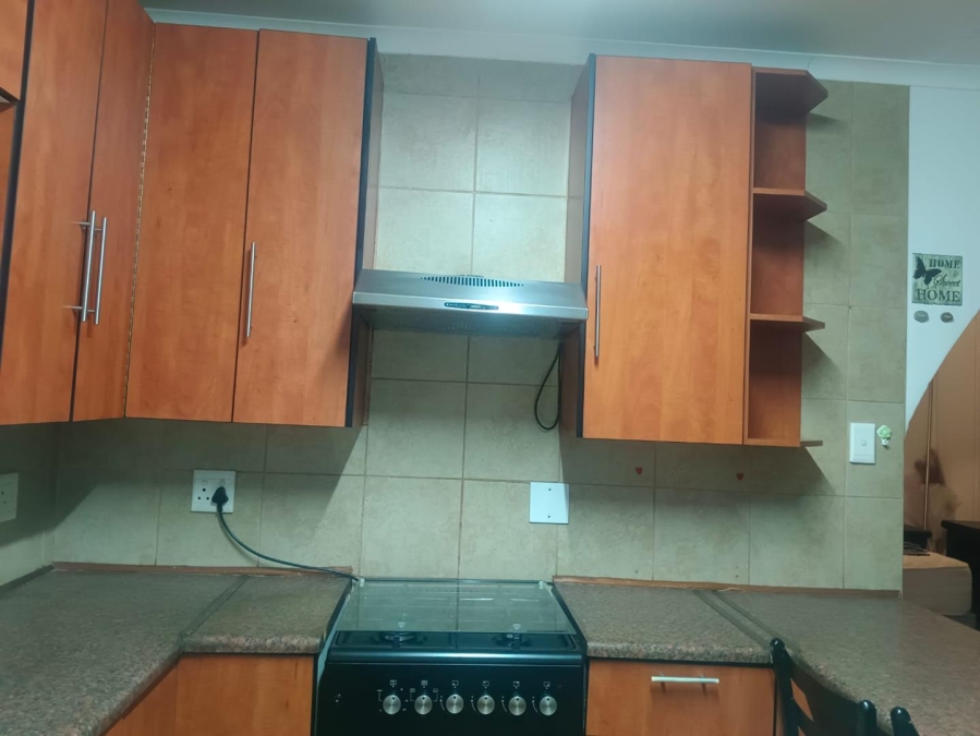 To Let 1 Bedroom Property for Rent in Verwoerdpark Gauteng