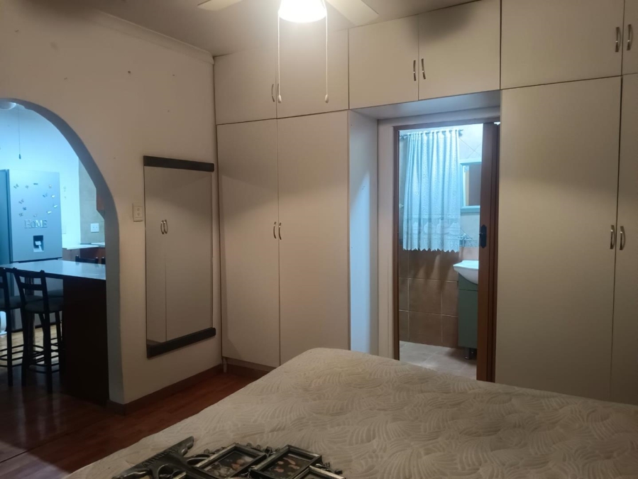 To Let 1 Bedroom Property for Rent in Verwoerdpark Gauteng