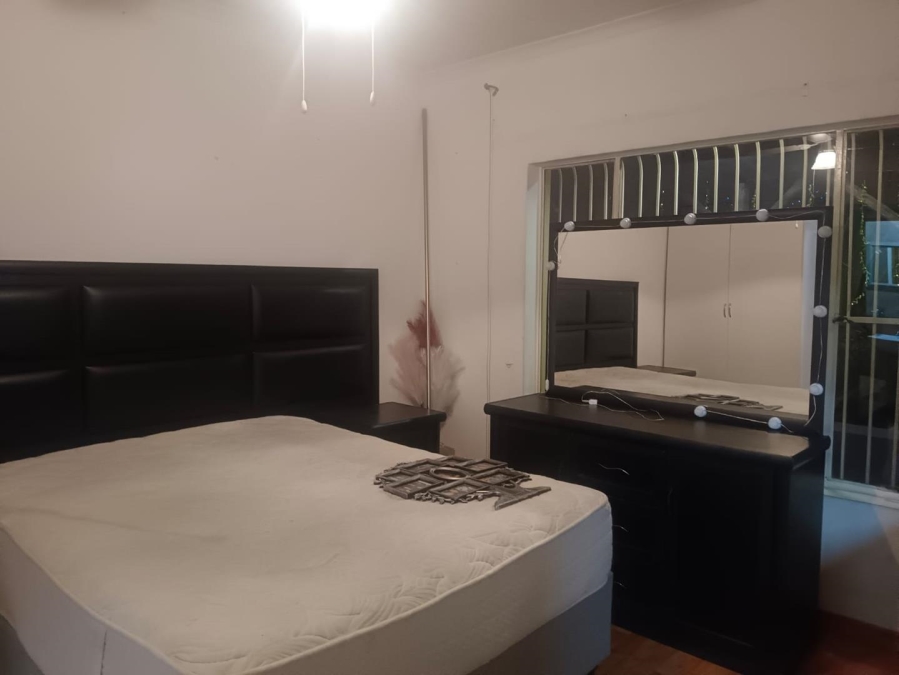 To Let 1 Bedroom Property for Rent in Verwoerdpark Gauteng